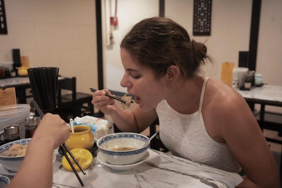 Hong Kong: Street Food Tour with Locals - Dim Sum and Wonton - Starting at Sheung Wan and reading the city through food