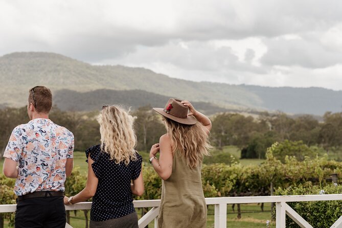 Hop on Hop off Wine tasting tour to Tamborine Mountain - Lunch on your own, with plenty of choice