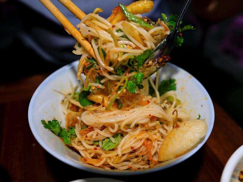 Hue: Guided Local Food Tour with Stories - Why this food walk works so well in Hue