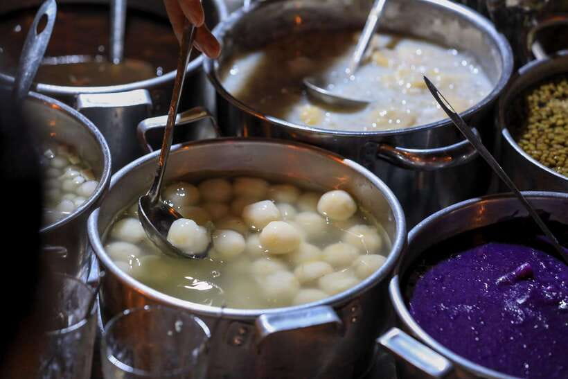 Hue: Guided Local Food Tour with Stories - Who should book this Hue food tour?