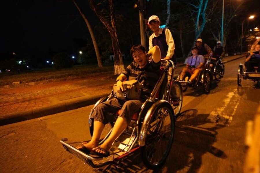 Hue: Night Street Food Tour by Cyclo with a Local Guide - A cyclo ride through Hue after dark