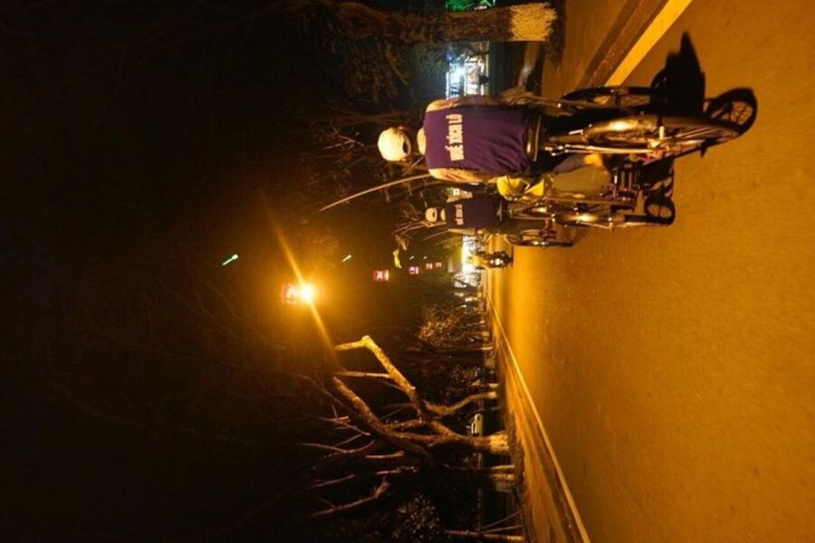 Hue: Night Street Food Tour by Cyclo with a Local Guide - What the English-speaking guide adds