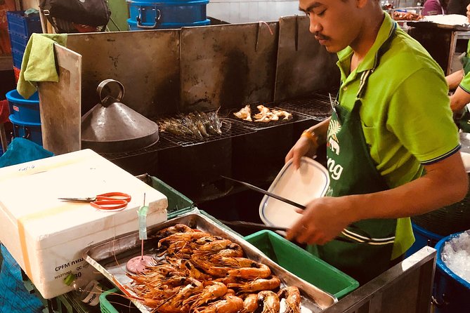 Incredible Bangkok Food Tour - Hidden noodles, glass noodle soup, and egg noodles