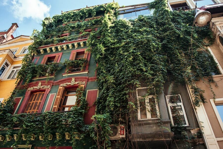 Istanbul: Private Guided Food Tour with 10 Tastings - Key points at a glance