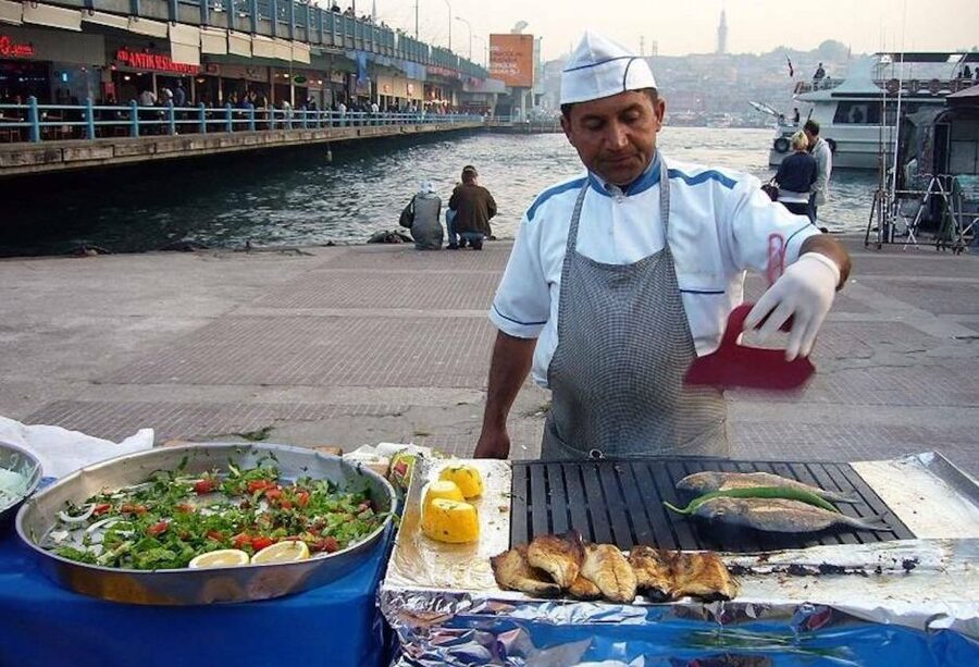 Istanbul: Turkish Food Tour in Kadikoy Across the Bosphorus - Why Kadikoy makes a better food stop than another grand sight