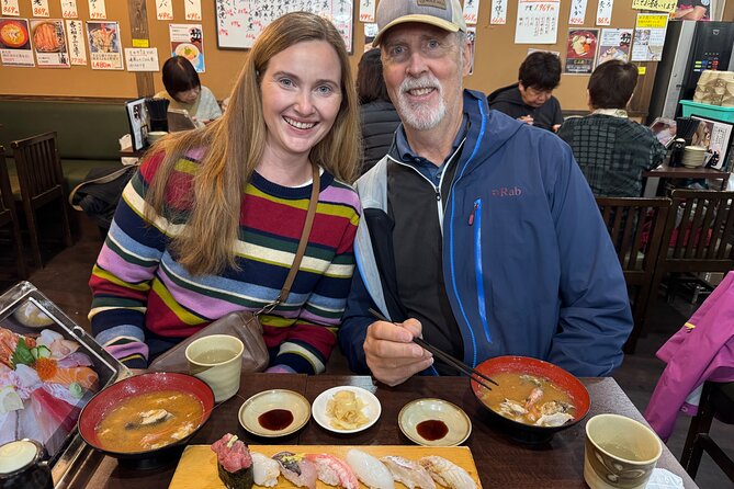 Kanazawa Gourmet Experience Omicho Market Tour - Why a guide helps inside Omicho Market