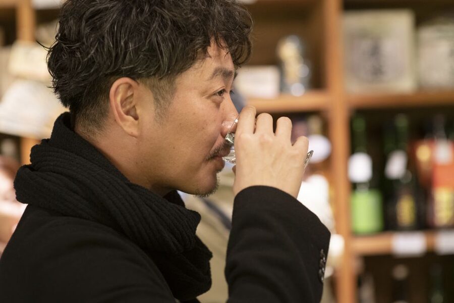 Kanazawa: Private Food Tasting Walking Tour - Katamachi and the izakaya experience