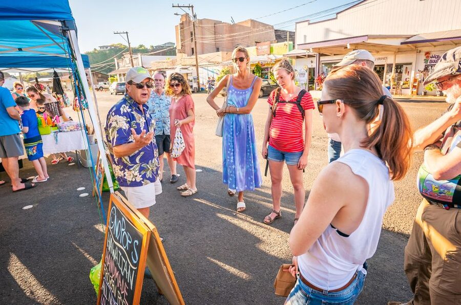 Kauai: Local Tastes Small Group Food Tour - Who should book this experience?