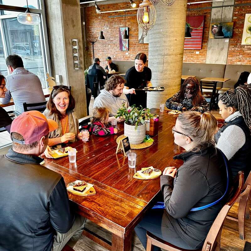 Kelowna: Walking Food Tour with 7 Tastings and 4 Drinks - Why this food tour works as a first Kelowna activity