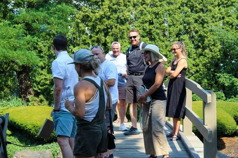 Kelowna: Walking Food Tour with 7 Tastings and 4 Drinks - The Yacht Club and Okanagan waterfront