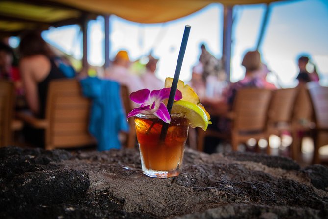 Kona Walking Food Tour - Drinks, Seating, and the Pace of the Afternoon