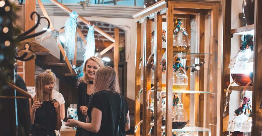 Krakow: Vodka Tasting Tour: Tapas, Tipsy Tales & Hidden Gems - Why vodka makes a good introduction to Krakow
