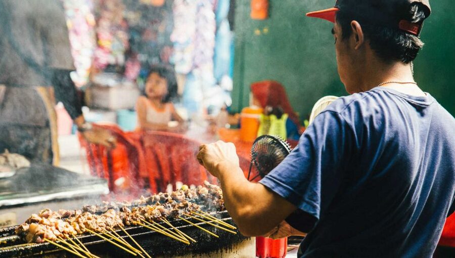 Kuala Lumpur: Local Street Food Night Tour - Mamak SK Corner and the paper dosa lesson