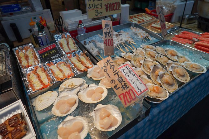 Kuromon Market Food Walking Tour in Osaka (6 stops, 6 tastes) - Why Kuromon Market works so well for a first Osaka food walk