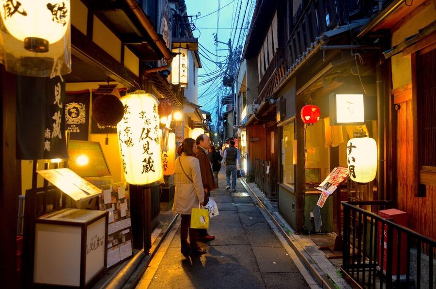 Kyoto: Casual Pontocho Evening Food Tour - Price and what the $173 covers