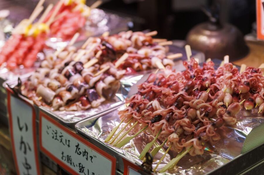 Kyoto: Local Food Tasting Tour at the Nishiki Market - Timing, meeting points, and the tea ceremony option