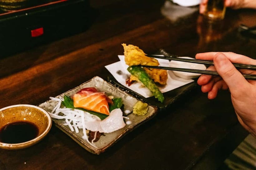 Kyoto Night All-Inclusive Eats and Streets, Gion and Beyond - The second restaurant: more food, another drink