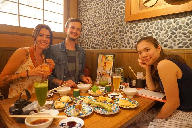 Kyoto Night Foodie Tour in Gion (9+ dishes + 6 Sake tastings) - Why Gion and Pontocho work so well at night