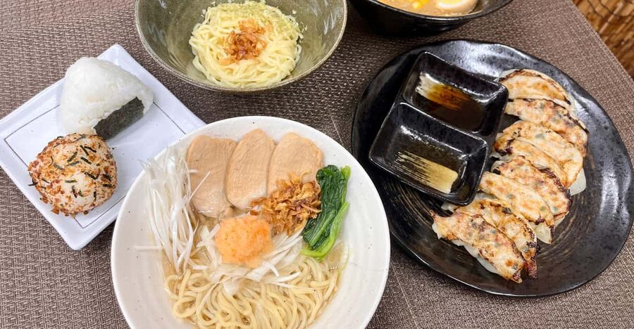 Kyoto: Ramen, Gyoza, and Onigiri Cooking Class - Folding gyoza without losing the filling
