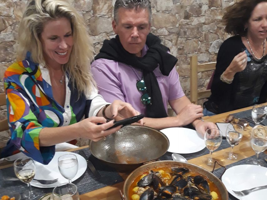 Lagos: 3-Hour Algarve Classic Food Tour - Four stops, ten tastes, and plenty of variety