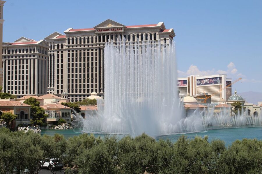 Las Vegas: Foodie Walking Tour on The Strip with Tastings - Bellagio brings the tour to a sweet finish