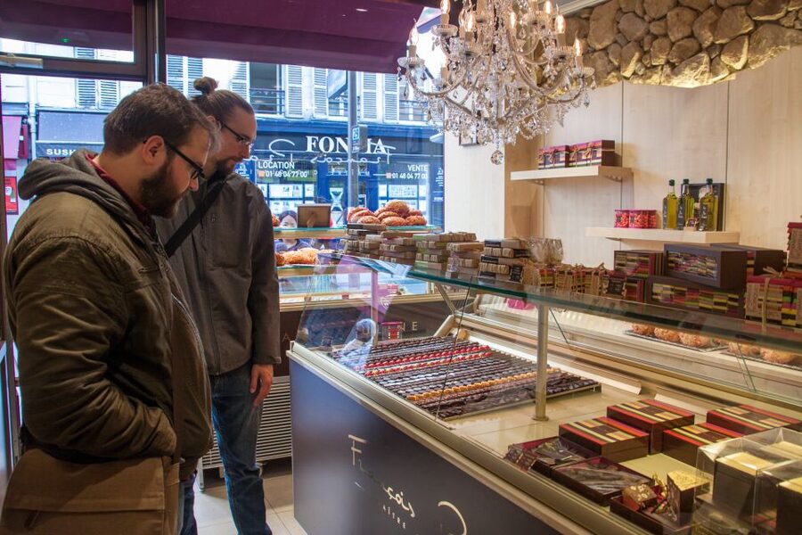 Le Marais: Pastry and Chocolate Food Tour - Chocolate, ice cream, and the sweetest part of the afternoon