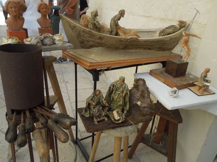 Lecce: Street Food Tasting and Sightseeing Tour - Santa Croce, stonework at full volume