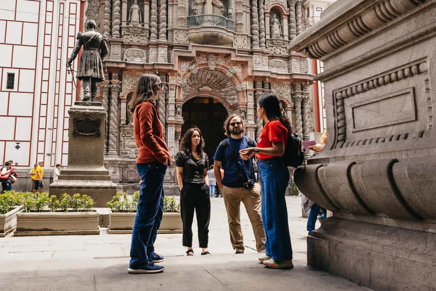 Lima: Historic Center Street Food, Market, and Eateries Tour - Mercado Central: the most useful stop for curious eaters