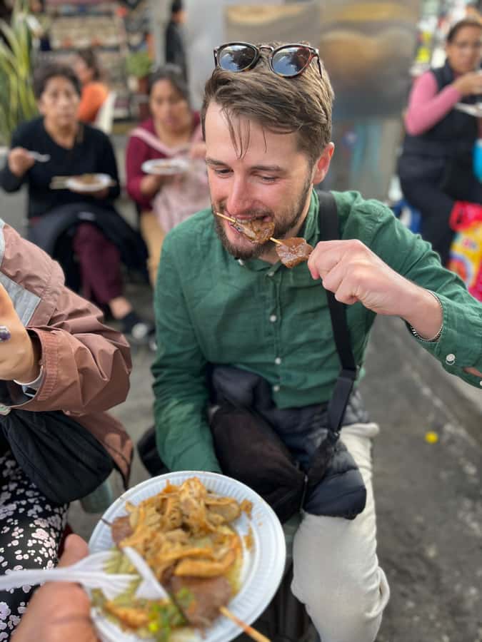 Lima Street Food: A gastronomic adventure through the city. - Chicha morada, churros, and the sweeter side of Peru