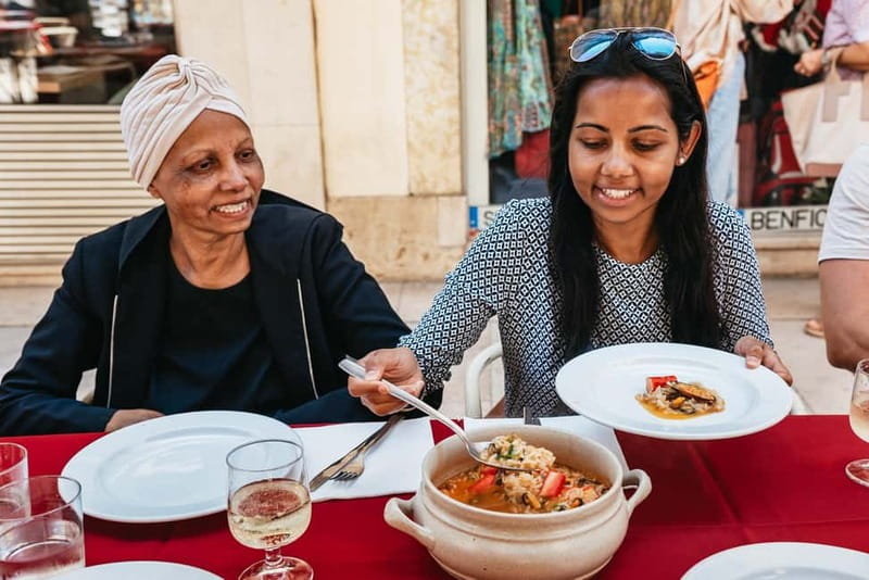 Lisbon: Baixa District Food Tour with Dinner and Drinks - Eight tastings, from petiscos to Portuguese dessert
