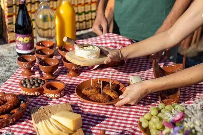 Lisbon Countryside Food Tour on a Vintage Car - The ride back to Sintra