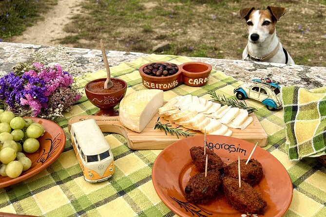 Lisbon Countryside Food Tour on a Vintage Car - Meeting in Sintra and settling into the car