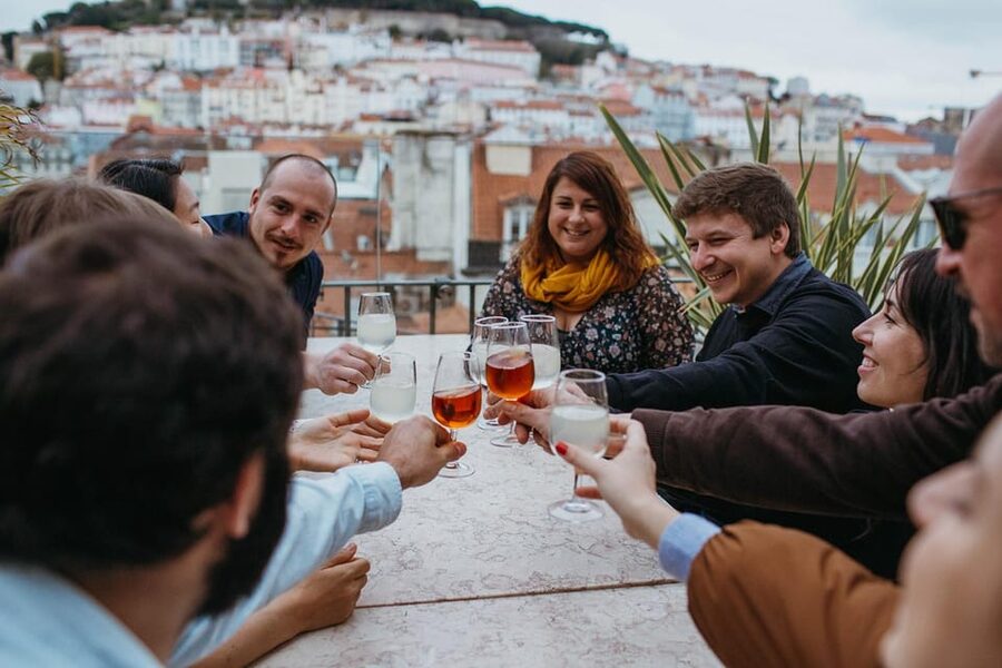 Lisbon: Evening Food & Wine Tour in Bairro Alto - Faz Frio and the first taste of Lisbon
