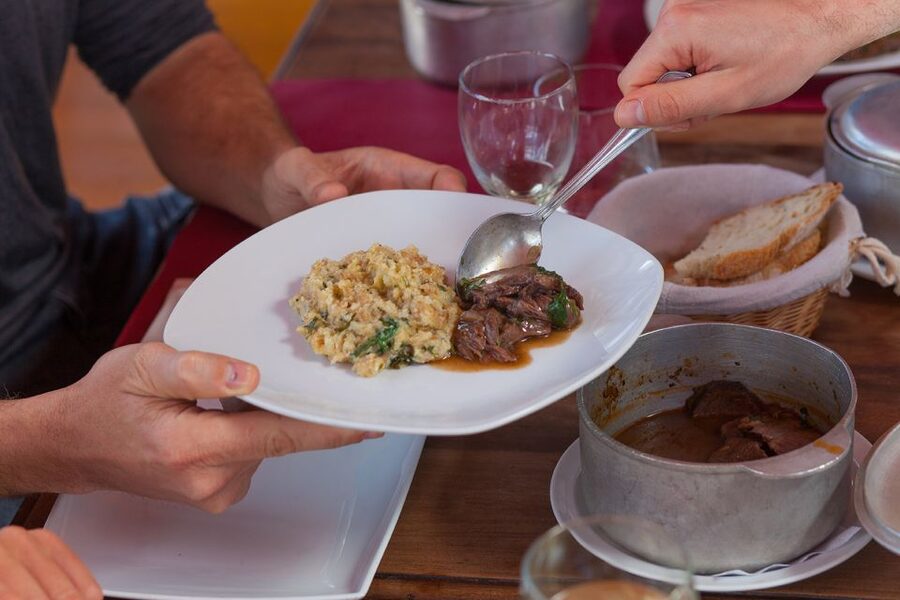 Lisbon: Evening Local Food Crawl with Drink Pairings - Who will enjoy this Lisbon evening?