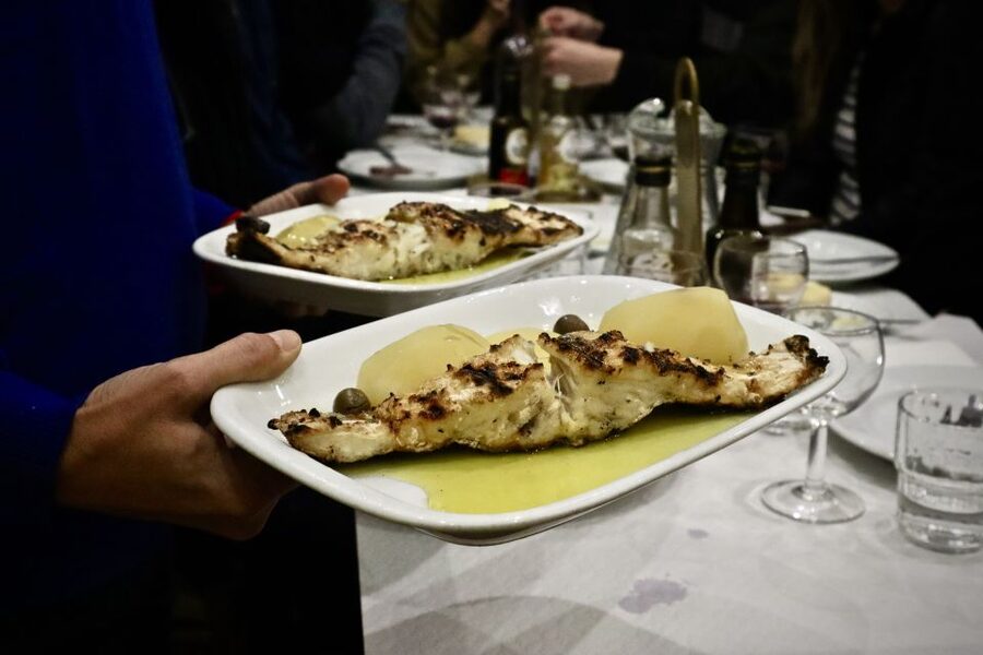Lisbon Food Tour: 10+ Tastings of Local Delicacies & Wines - Petiscos and the Portuguese habit of sharing