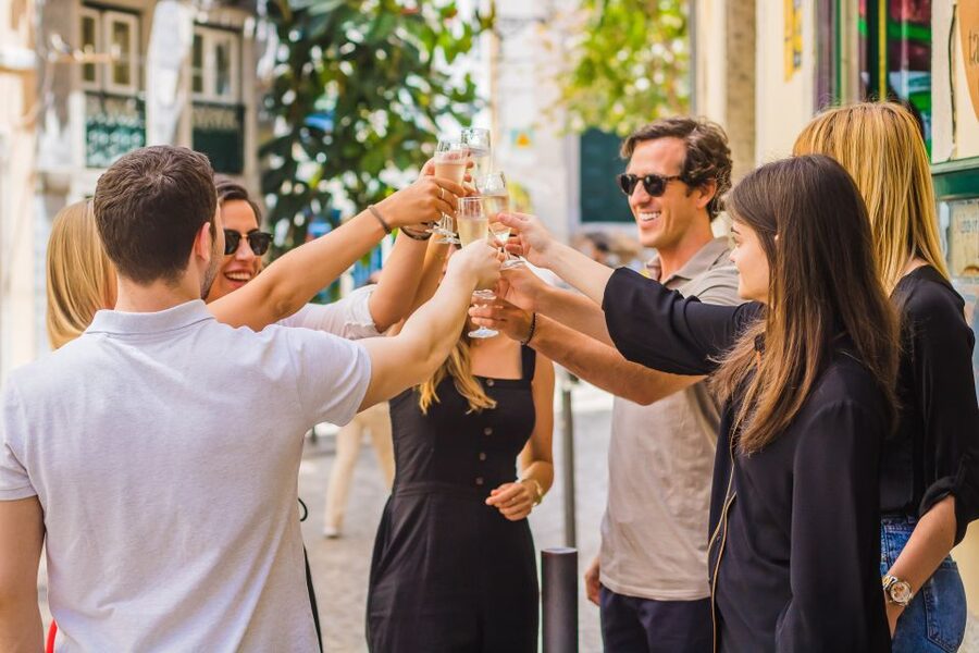 Lisbon: Guided Food and Wine Tasting Tour - Ginjinha Sem Rival and the drinks between dishes