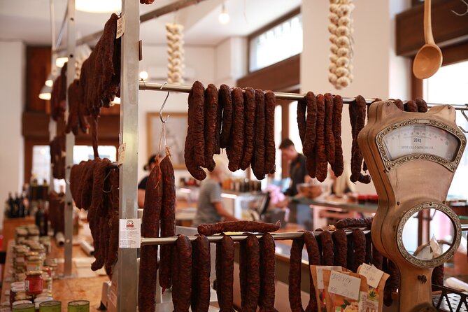 Local Beer & Food Tour - What your guide adds to the evening