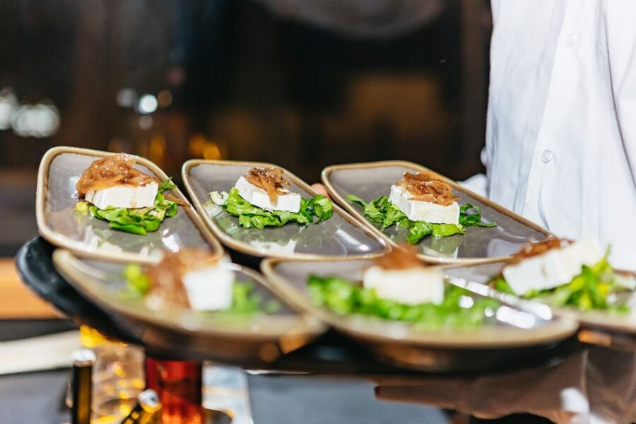 London: 6-Course Gourmet Dinner on a Luxury Coach - My booking advice for couples, families, and celebrations