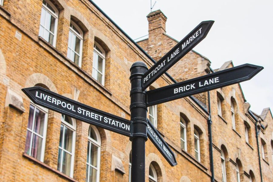 London: East End Food Tour - Brick Lane curry and the East End’s global table