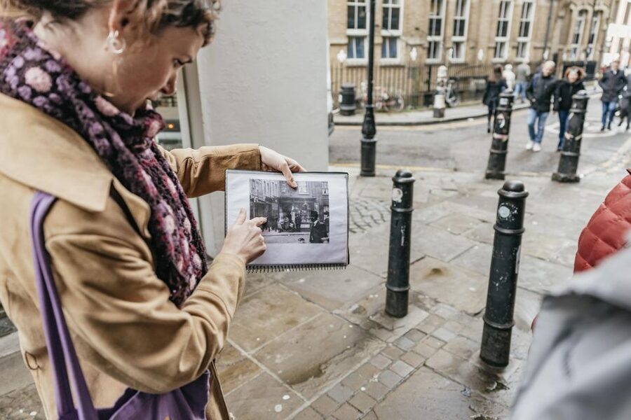London: East End Food Tour - Finishing with Humble Crumble at Spitalfields