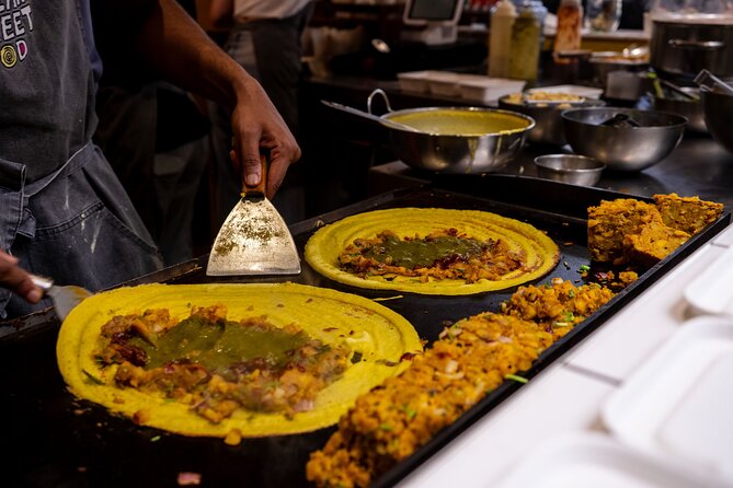 London Food Walking Tour: Taste Your Way Through Soho & Chinatown - The guides make the difference