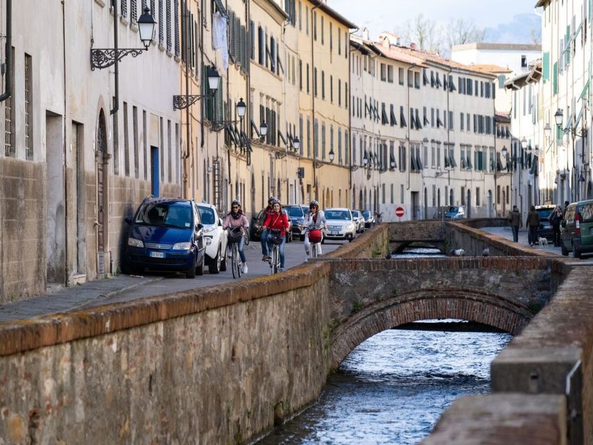 Lucca: 3-Hour Bikes & Bites Foodie Adventure like a Local - From the bike shop to Lucca’s green walls