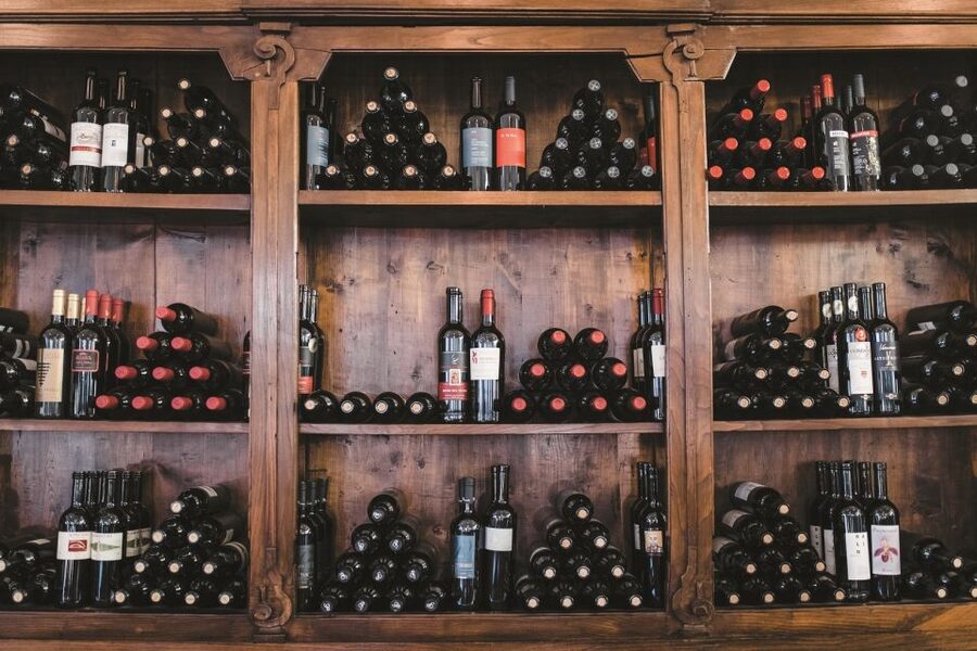 Lugano: Self-Guided Food Tour - Bottegone del Vino is the stop for wine and cheese