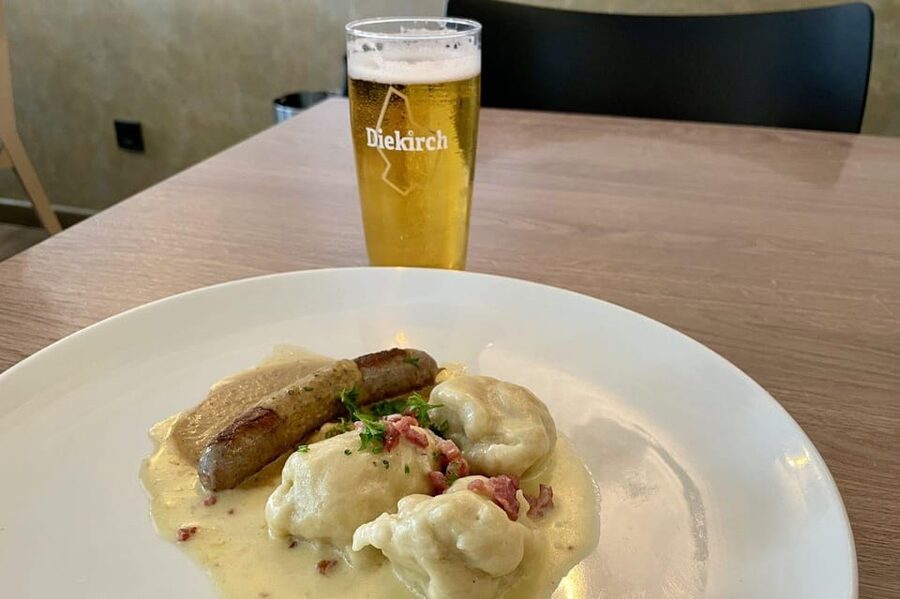 Luxembourg: Guided Food Tour with Tastings - Brasserie Guillaume and Luxembourg on a plate