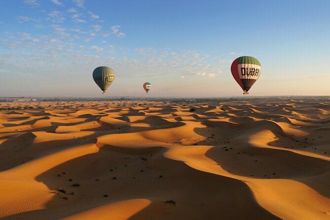 Luxury Hot Air Balloon, Land Rover Defender & Michelin Breakfast - From the basket to a 1950s Land Rover