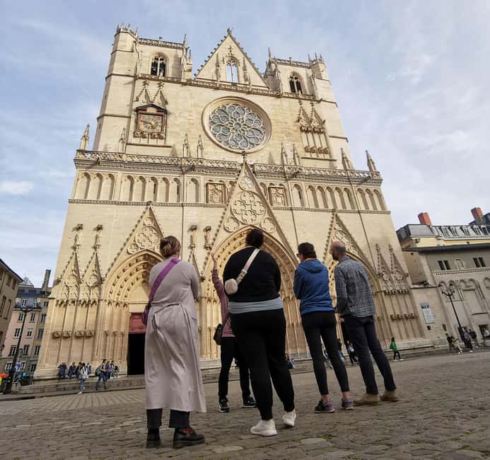 Lyon: Food Walking Tour with a Local Guide - Praline pie brings Lyon’s sweet side into focus