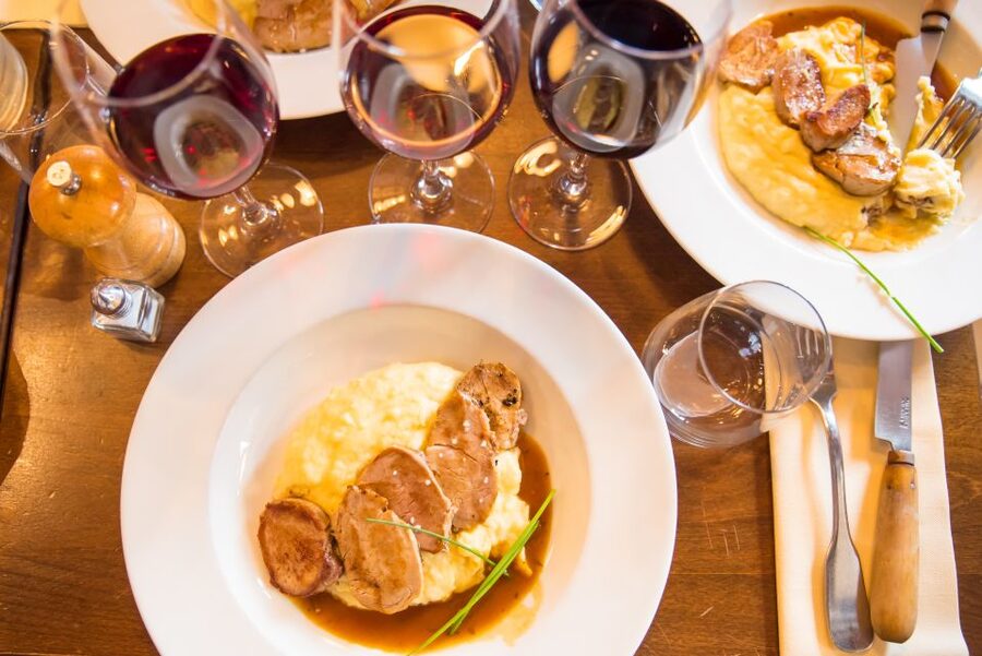 Lyon: Old Town Food Tour - Starting at Saint Jean and the cathedral