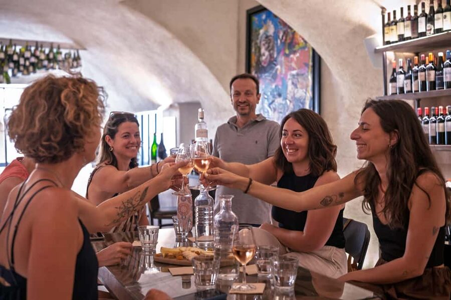 Lyon Old Town Food Tour: Full French Meal with Wine - From Vieux Lyon to the Presqu’île