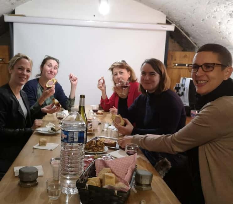 Lyon: Old Town Food Tour with 6 French Food Tastings & Wine - Starting beneath the Temple at Place du Change