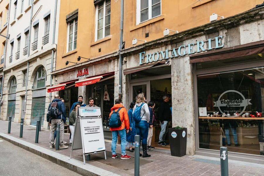 Lyon: Vieux Lyon Food Tasting Walking Tour - My take: book it early if food matters to you